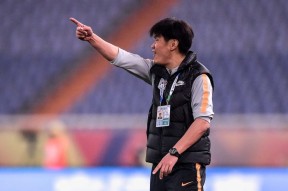 NG体育官网-冲刺阶段金州勇士单刀错失——足总杯节点到来，悬念犹存，阵容厚度经受考验(金州勇士比赛)